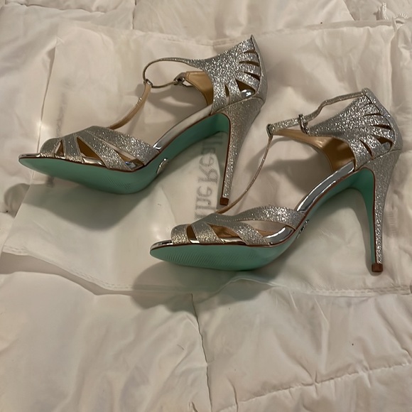 Silver Glitter Heels by Betsy Johnson size 10 - Picture 4 of 8